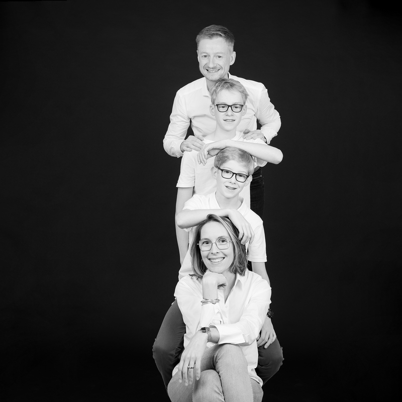 photo famille en studio photo